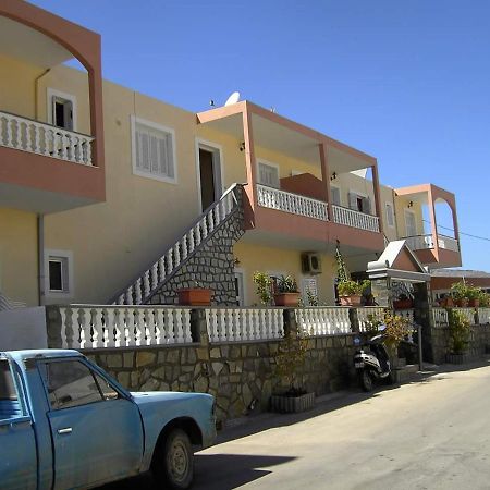 Appartamento Roumeliotis House Karpathos Esterno foto