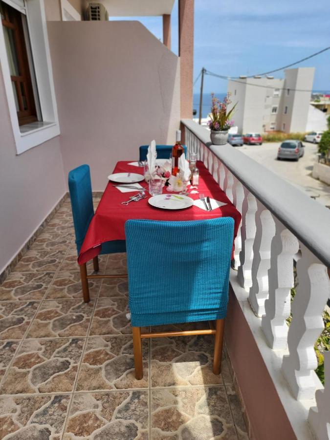 Appartamento Roumeliotis House Karpathos Esterno foto