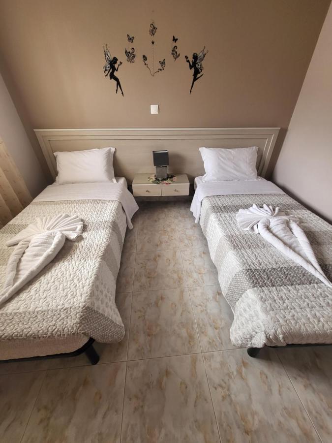 Appartamento Roumeliotis House Karpathos Esterno foto