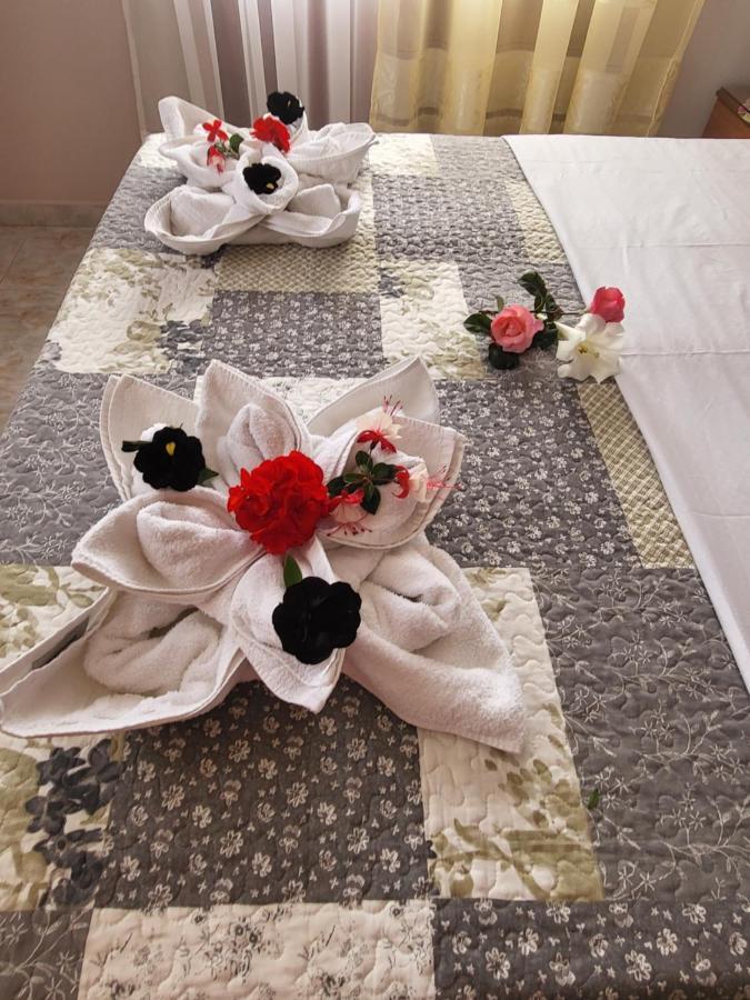 Appartamento Roumeliotis House Karpathos Esterno foto