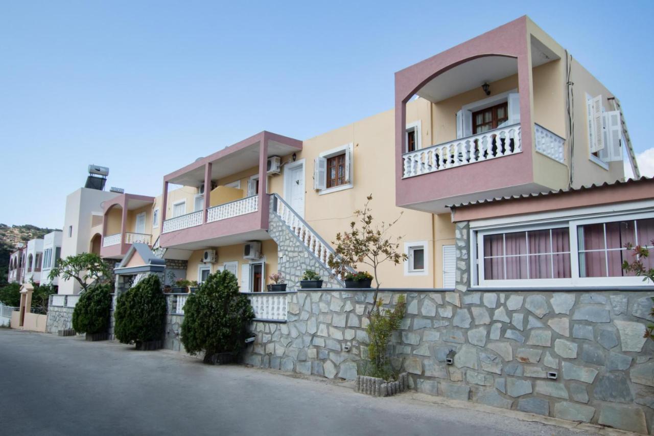 Appartamento Roumeliotis House Karpathos Esterno foto